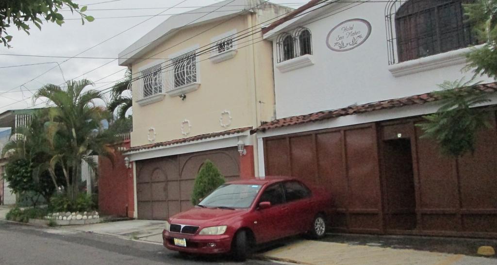 Hotel San Mateo San Salvador Quarto foto