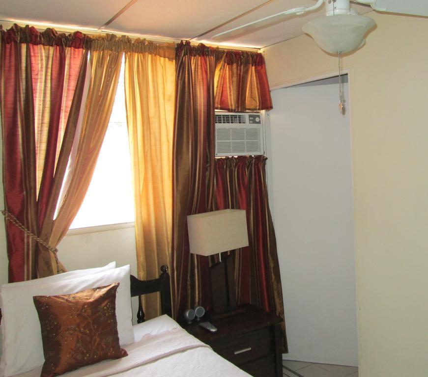 Hotel San Mateo San Salvador Quarto foto